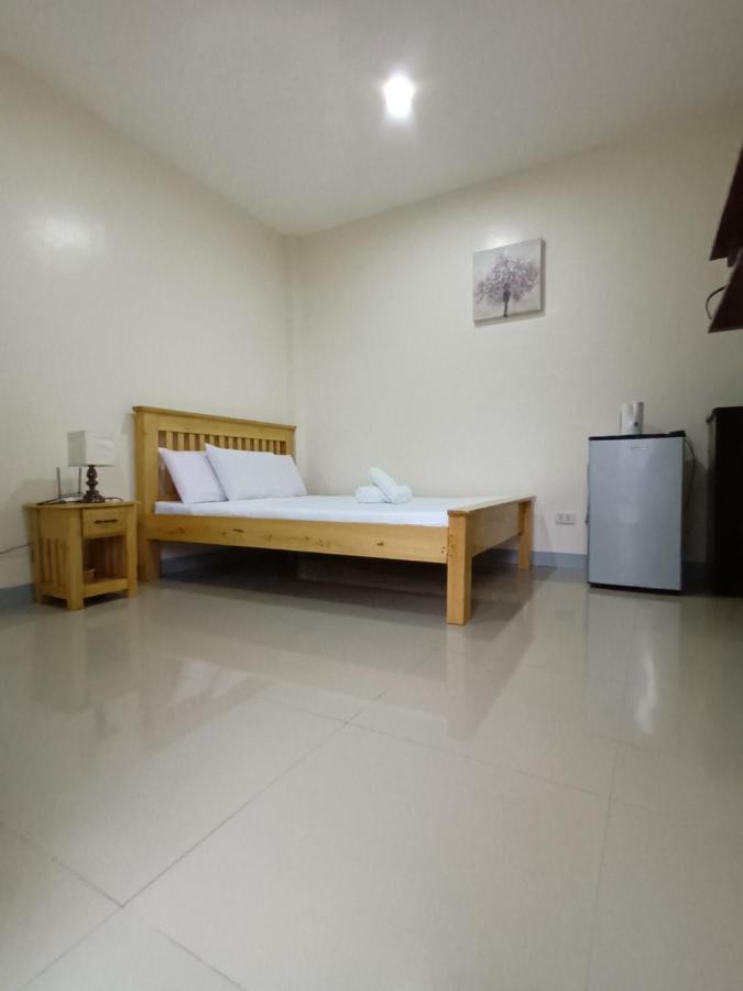 Grae'S Apartelle Moalboal Buitenkant foto
