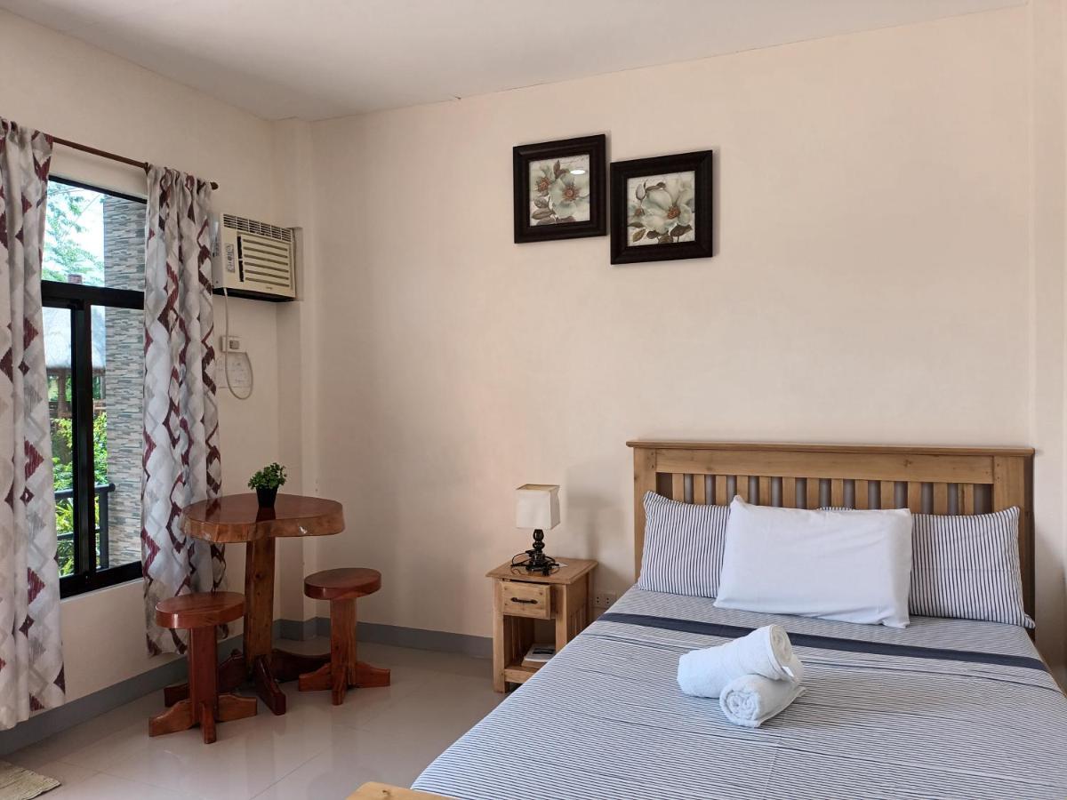 Grae'S Apartelle Moalboal Buitenkant foto