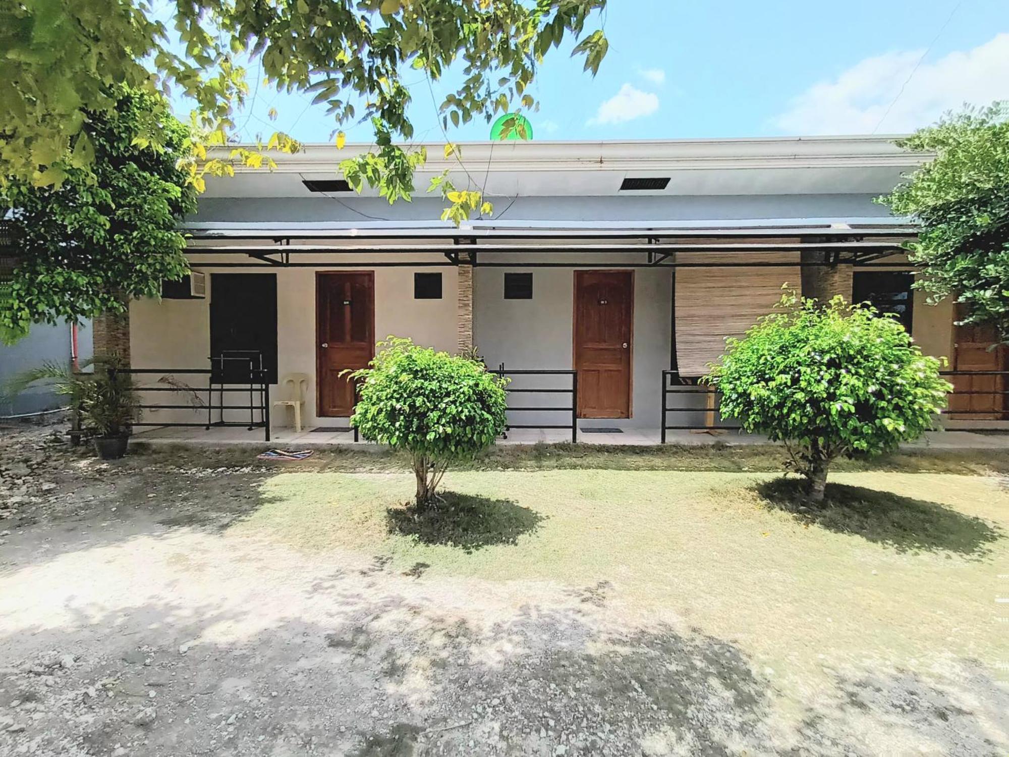 Grae'S Apartelle Moalboal Buitenkant foto