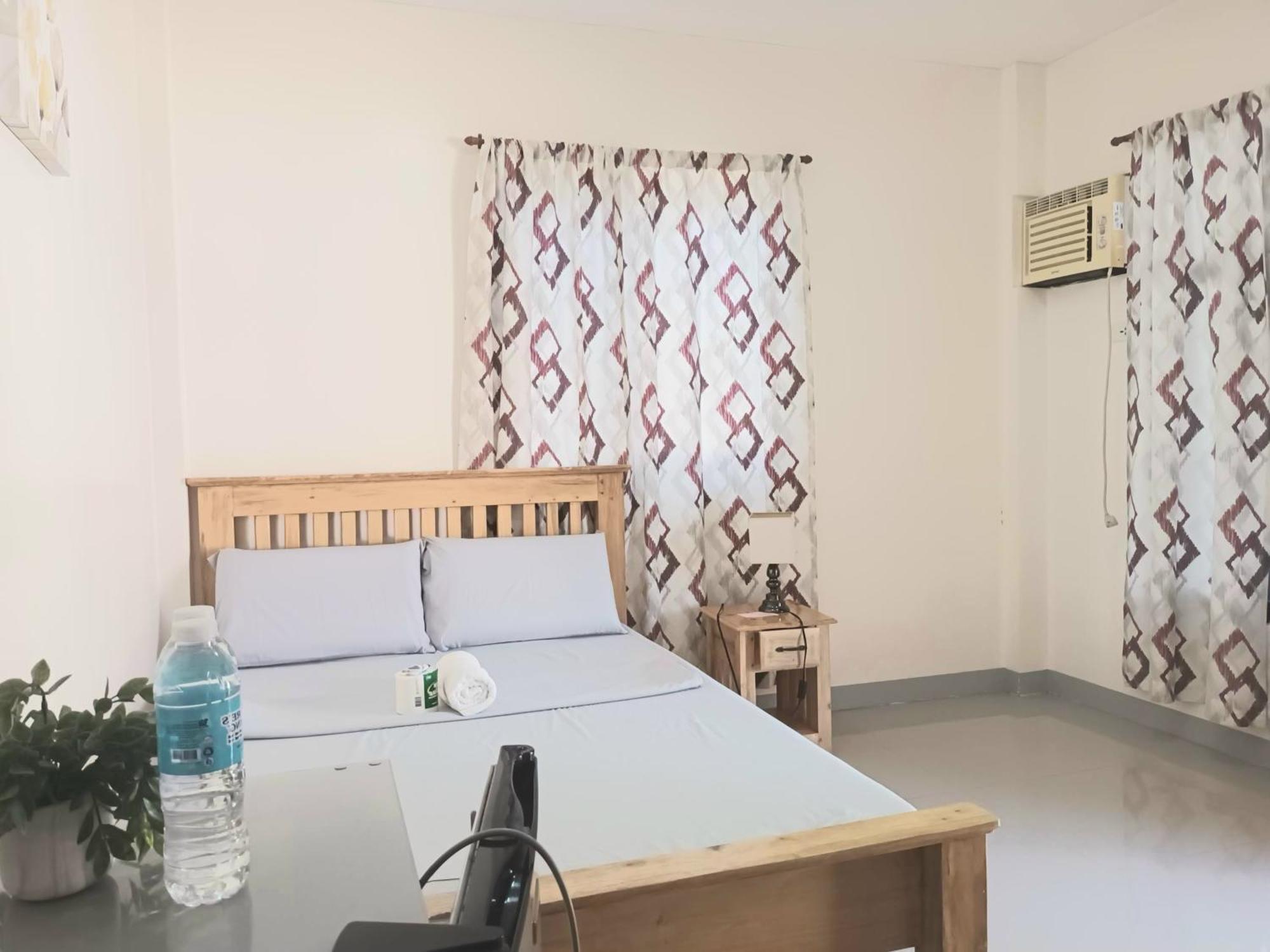 Grae'S Apartelle Moalboal Buitenkant foto