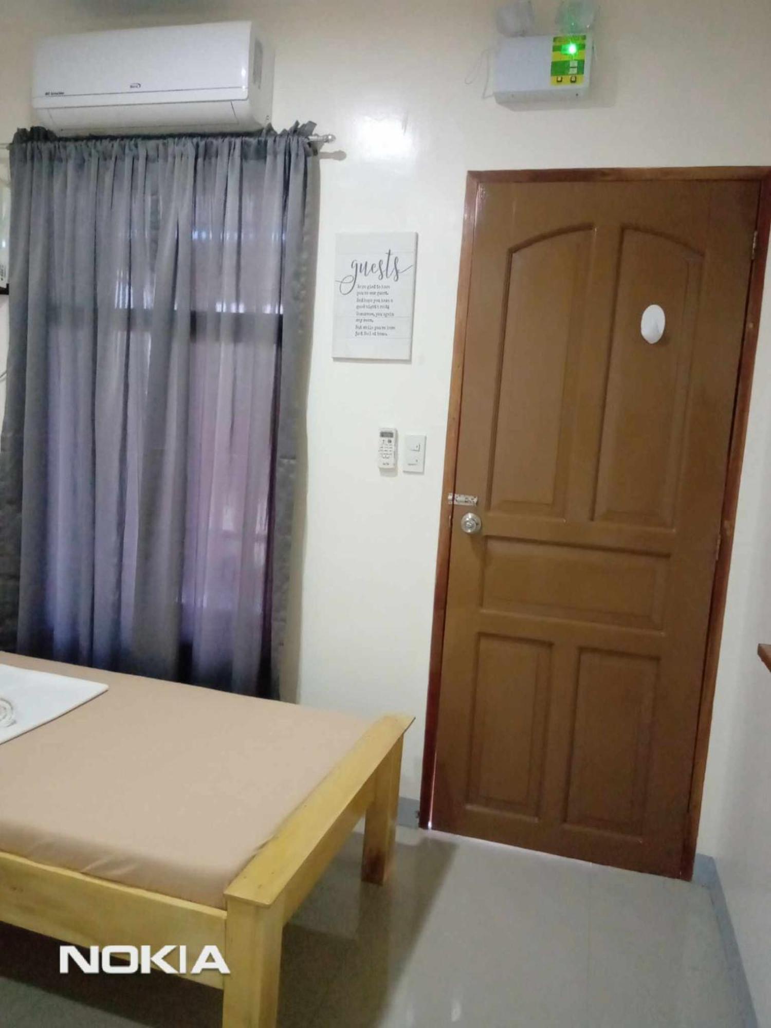 Grae'S Apartelle Moalboal Buitenkant foto