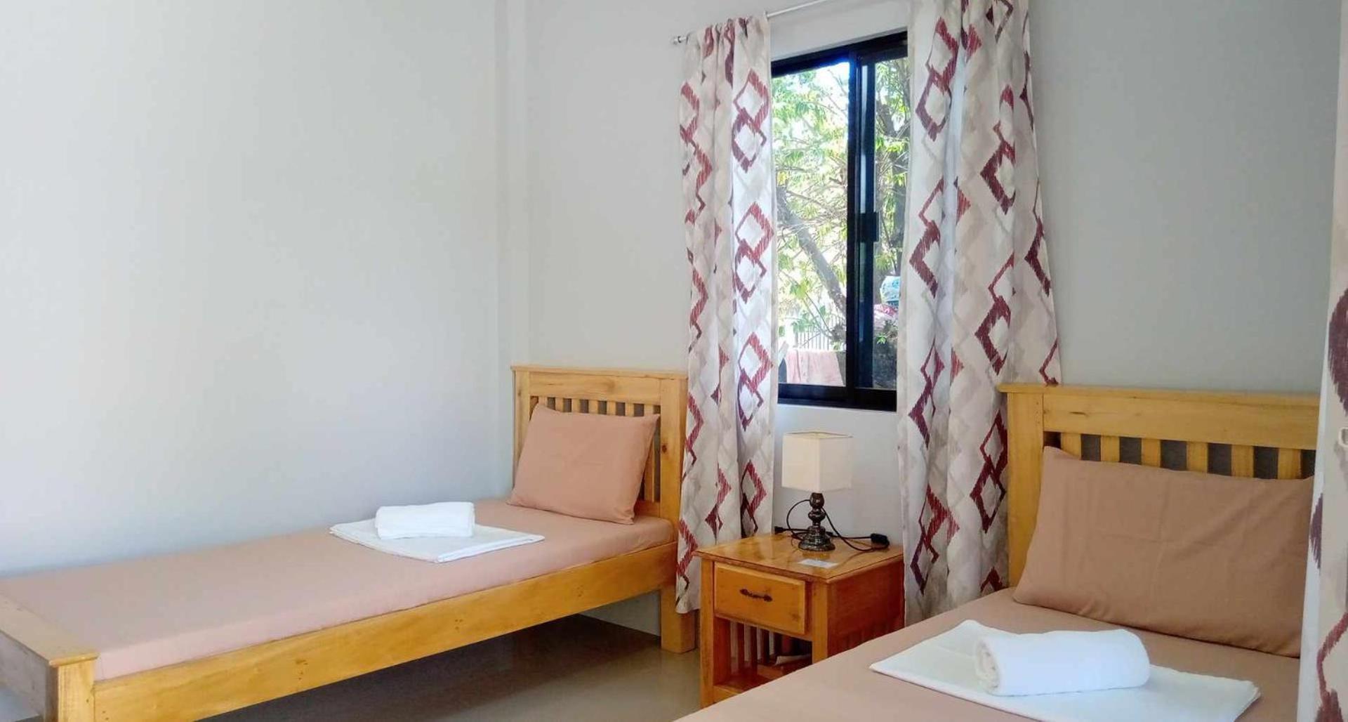Grae'S Apartelle Moalboal Buitenkant foto