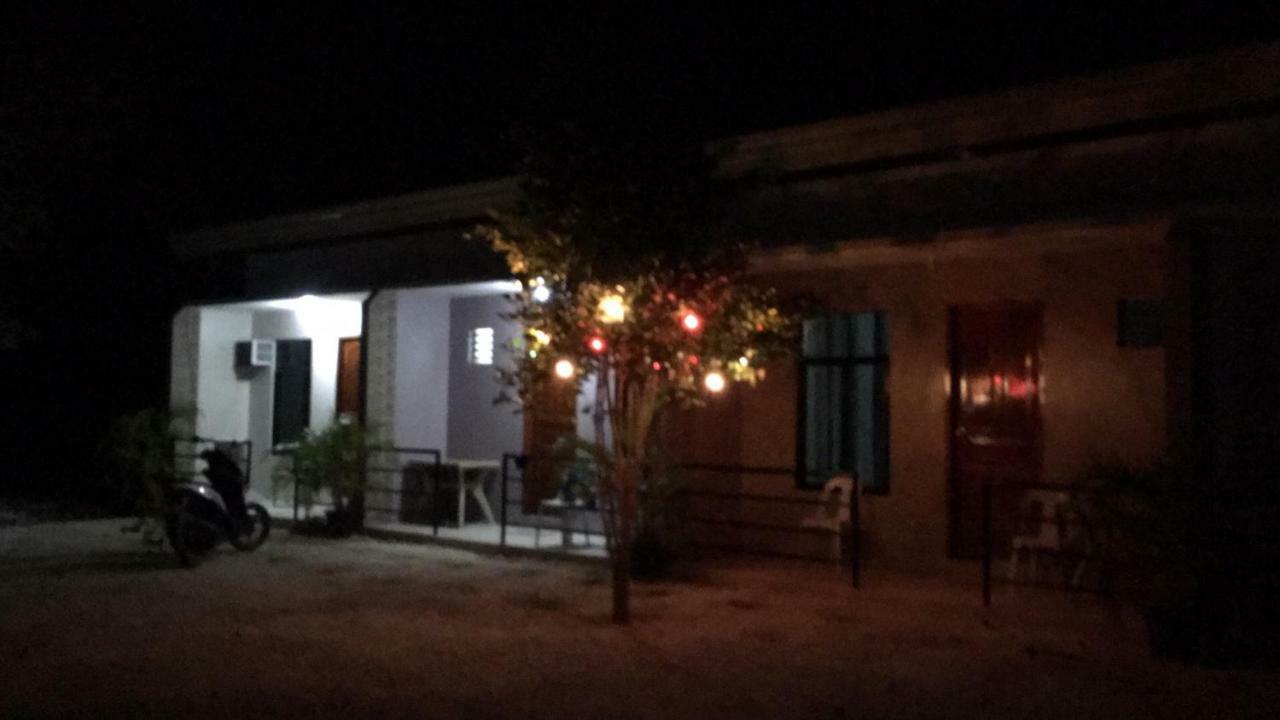 Grae'S Apartelle Moalboal Buitenkant foto